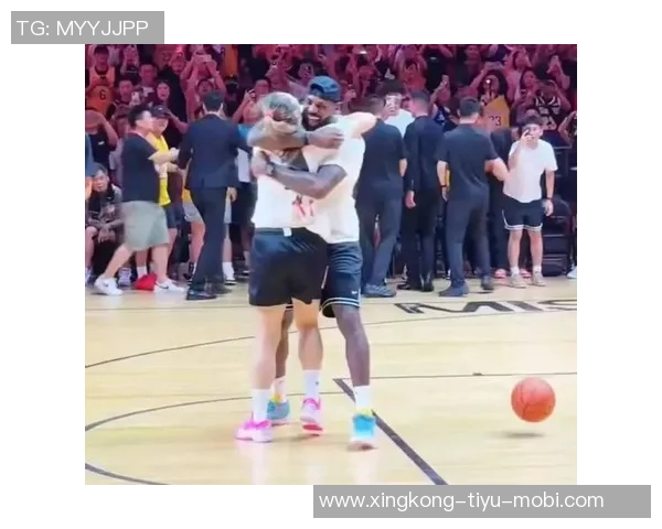 俄亥俄州立大学外接手致敬传奇詹姆斯迅速回应霸王步引发热议